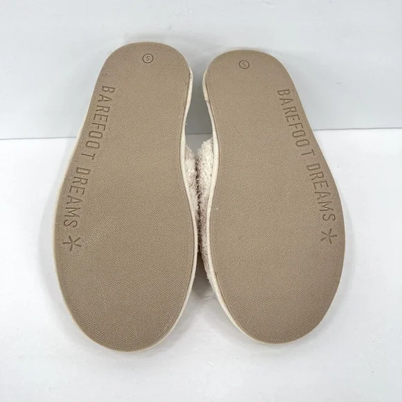 BAREFOOT DREAMS CozyChic Barefoot In the Wild Slipper Cream Stone Small NWT - Picture 9 of 10